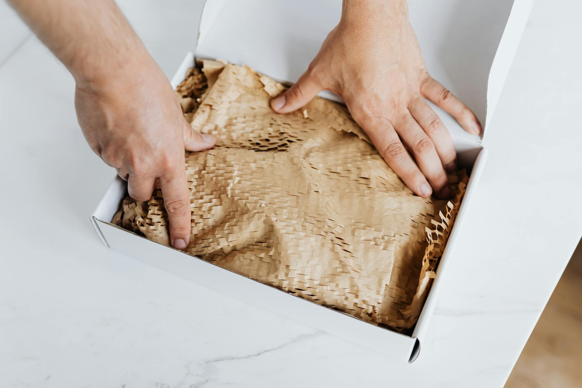 Eco-friendly cosmetic containers and refillable beauty product packaging